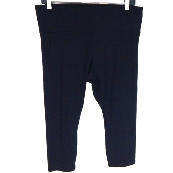 Athleta Elation Capri Leggings - Picture 2 of 4